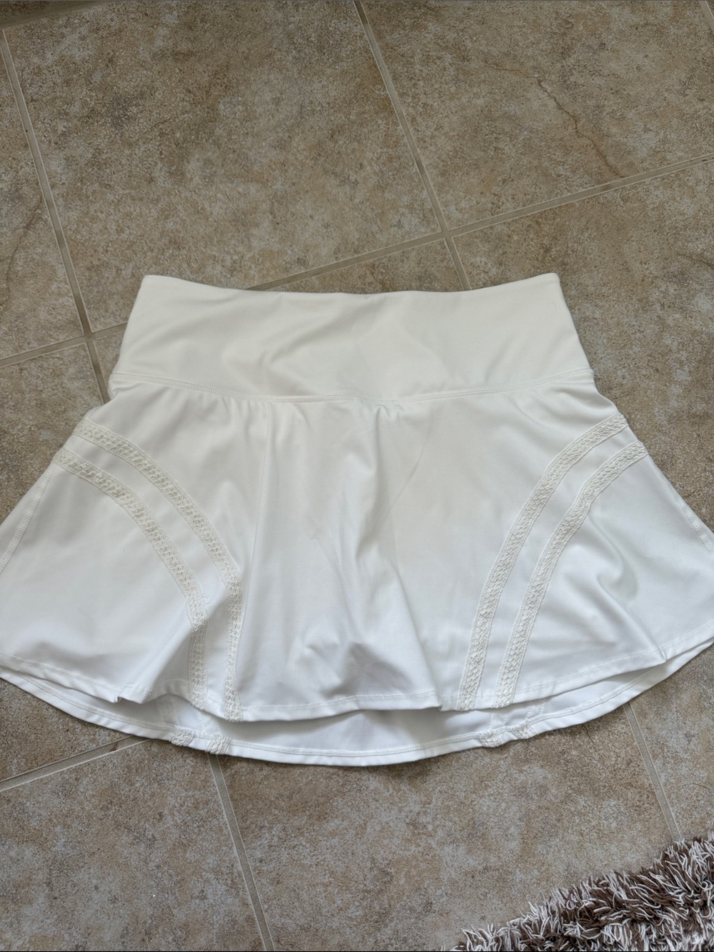 White Athletic Skater Skirt with Lace Trim